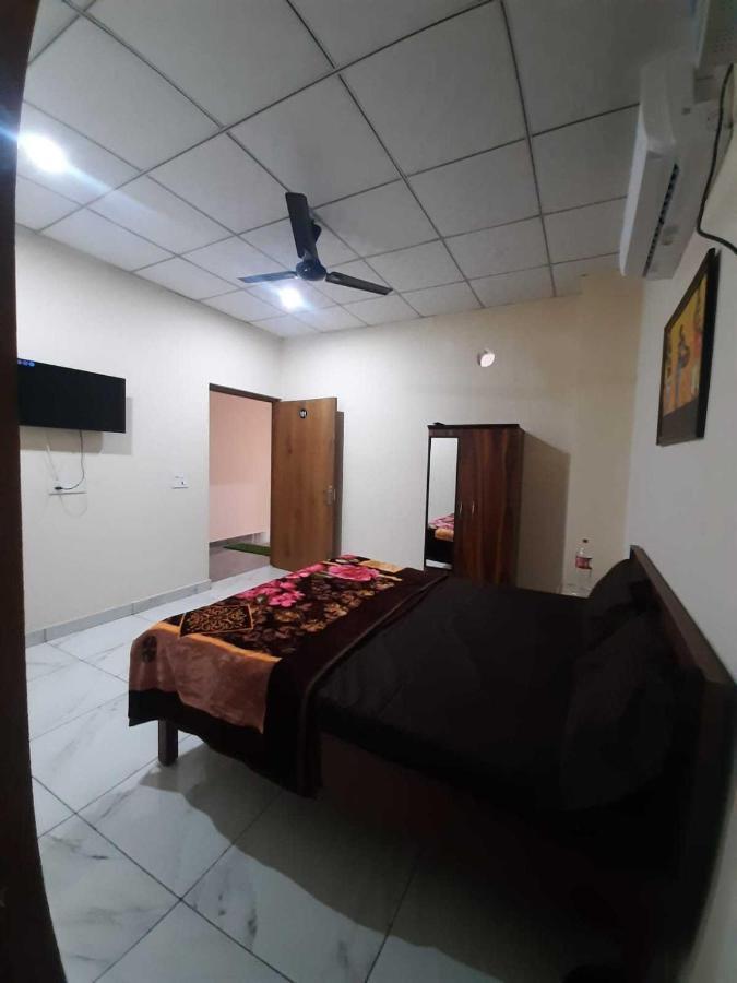 Hotel O Sky Blue Palwal Exterior foto